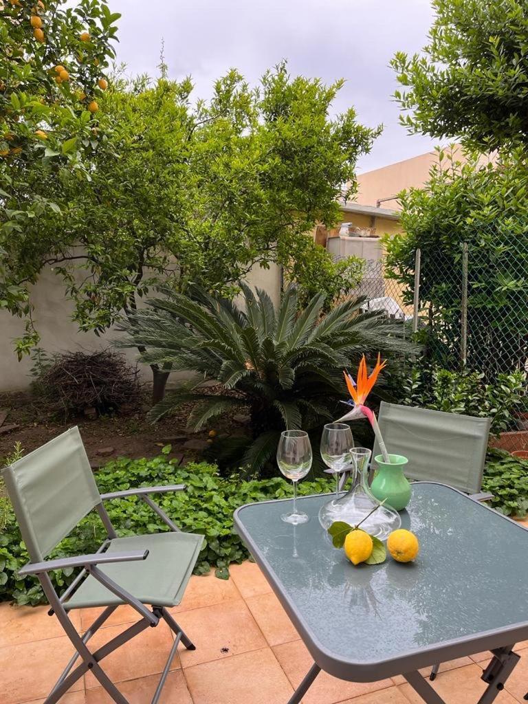 Tangerine Tree House Apartment Cagliari Exterior photo